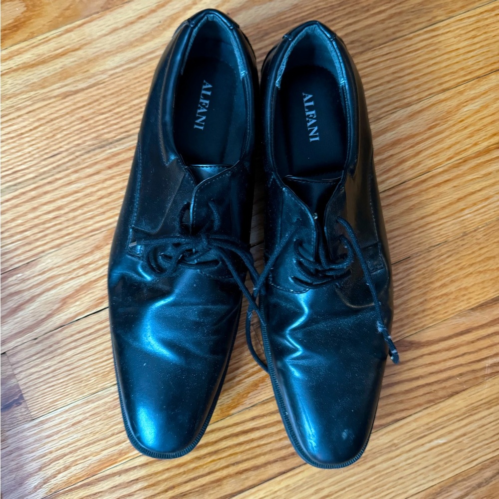 Black Alfani Dress shoes U.S. size 10 used